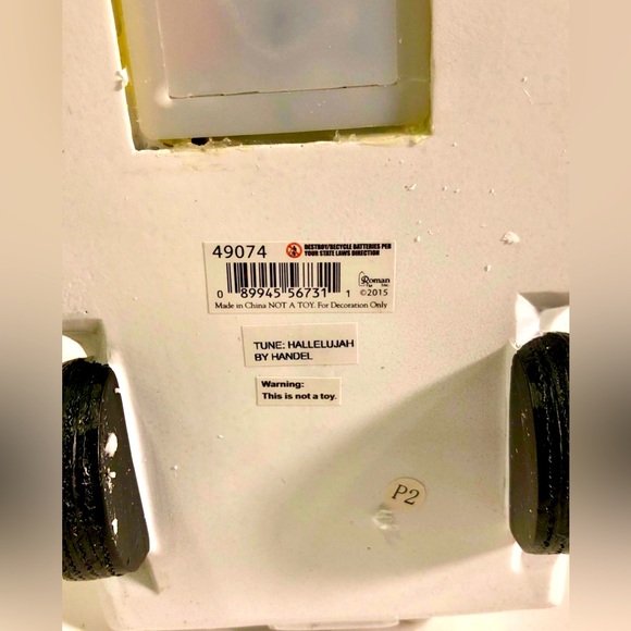 SOLD The Pope in the Pope Mobile, Collective Figurine, Catholic Decor - Picture 8 of 11